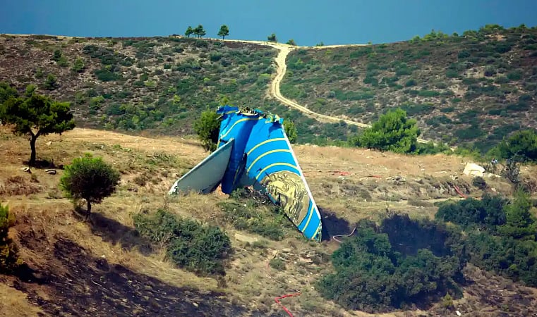 பேய் விமானம் : 121 பேரின் உயிரைப் பறித்த பயணம் -  ஒரு ஸ்விட்சால் ஏற்பட்ட விபரீதம் | Video