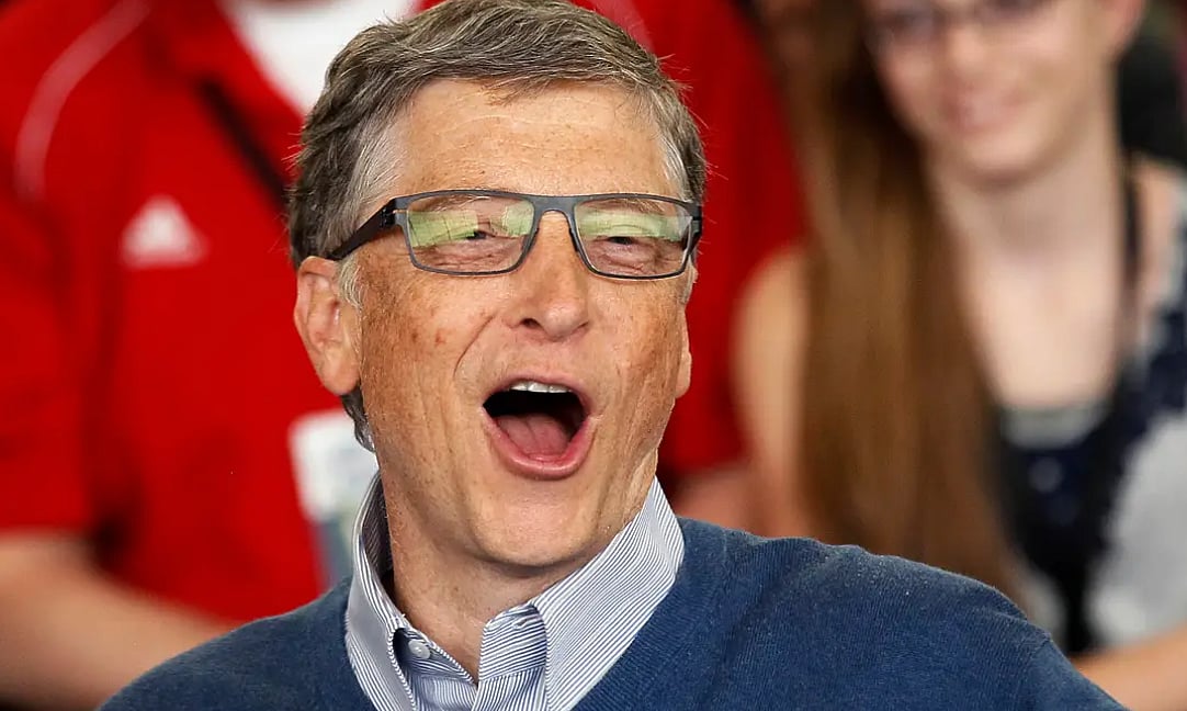 மைக்ரோசாஃப்ட் நிறுவன தொடக்கவிழா : துள்ளி குதித்து நடனமாடும் பில்கேட்ஸ் - நாஸ்டாலஜி வீடியோ