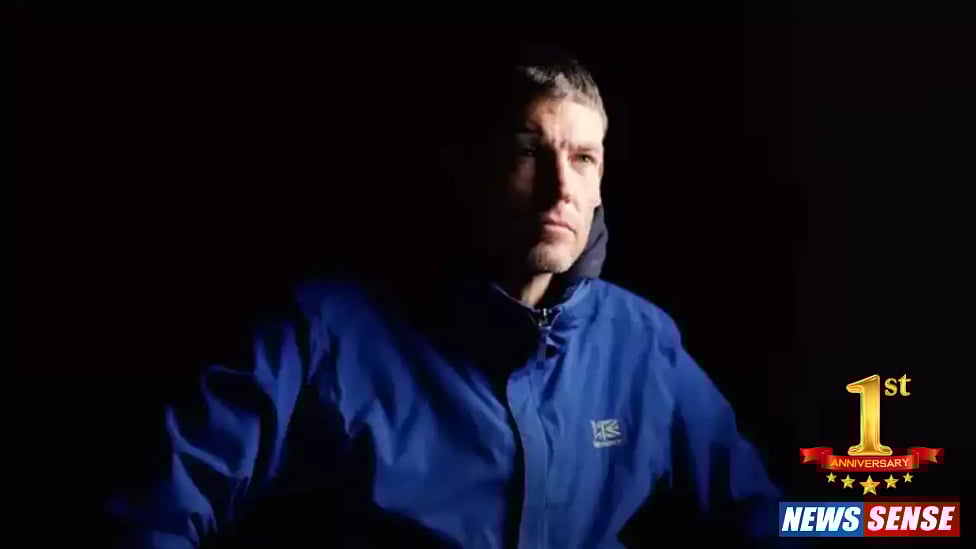 மாதம் ரூ.1.27 லட்சம் வருமானம்;
சொகுசு வீட்டை விட்டு பிச்சை எடுக்கும் கோடீஸ்வரர் - ஏன்?