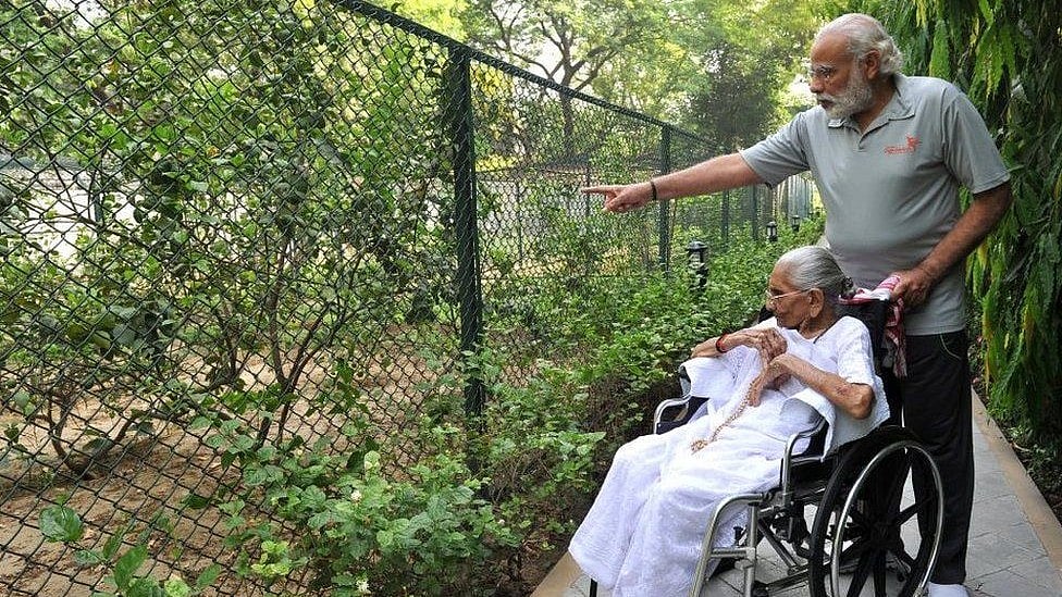 Modi : தாயுடன் பிரதமரின் 10 தருணங்கள் | Visual Story