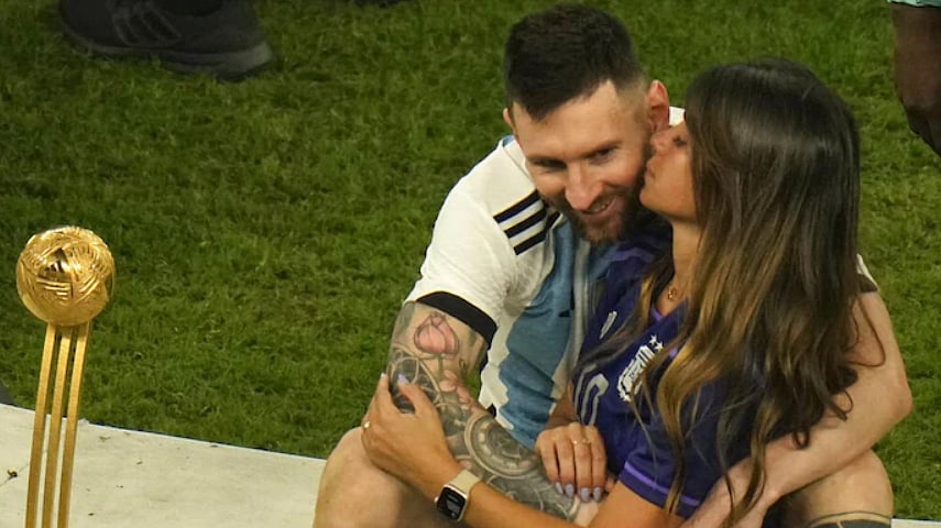 World Cup வென்ற Messi -க்கு மனைவி எழுதிய உருக்கமான குறிப்புகள் - வைரலாகும் பதிவு