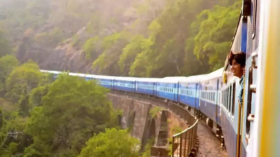 Indian Railways: 73 ஆண்டுகளாக இலவச ரயில் சேவை; தினசரி 800 பயணிகள் - எங்கே? 