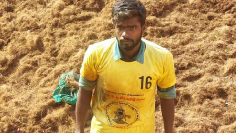 பாலமேடு ஜல்லிக்கட்டு :  9 மாடுகளை அடக்கிய வீரர் உயிரிழப்பு - என்ன நடந்தது?