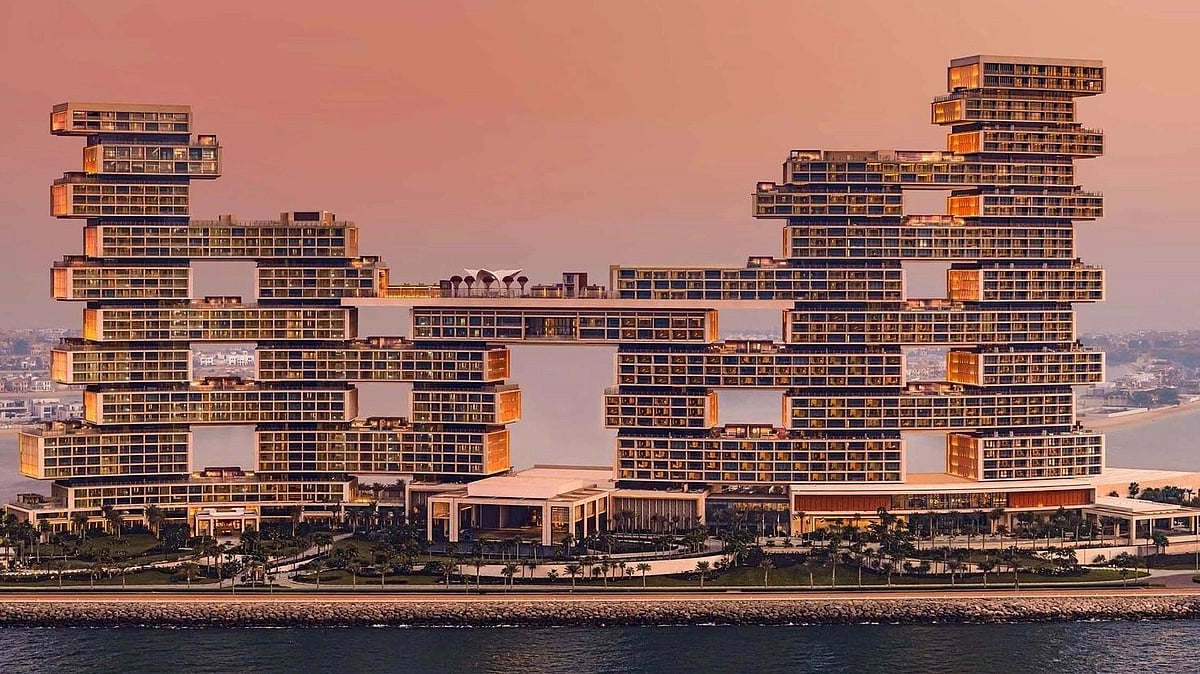 Dubai Atlantis : 43 அடுக்கு; 90 நீச்சல் குளங்கள்; பதறவைக்கும் விலை - வாவ் புகைப்படங்கள்!