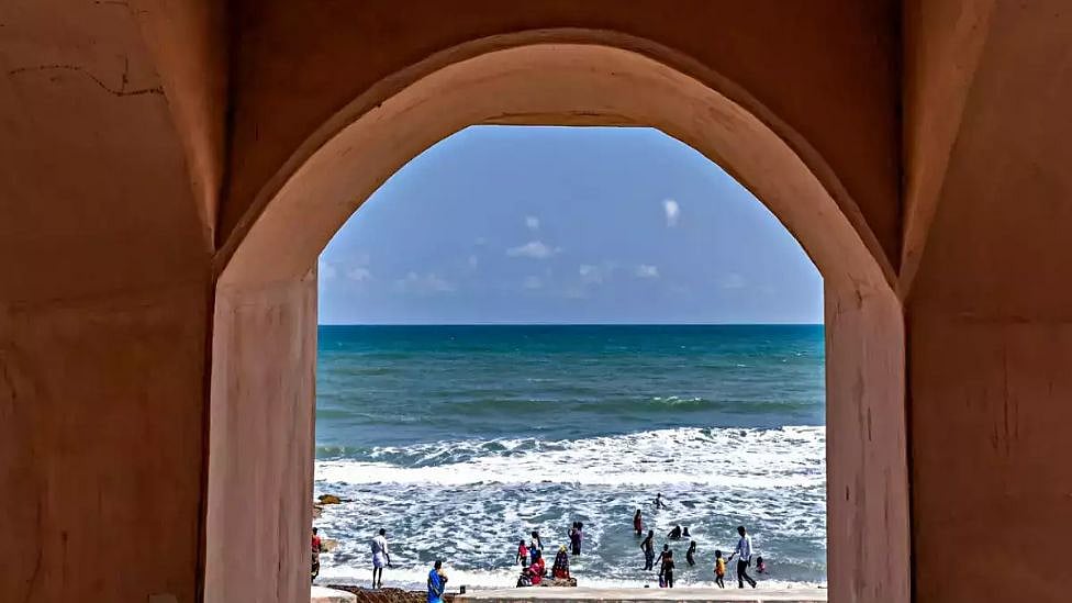 செஞ்சி முதல் சட்ராஸ் வரை - தமிழ்நாட்டில் நிச்சயம் பார்க்க வேண்டிய வரலாற்று கோட்டைகள்