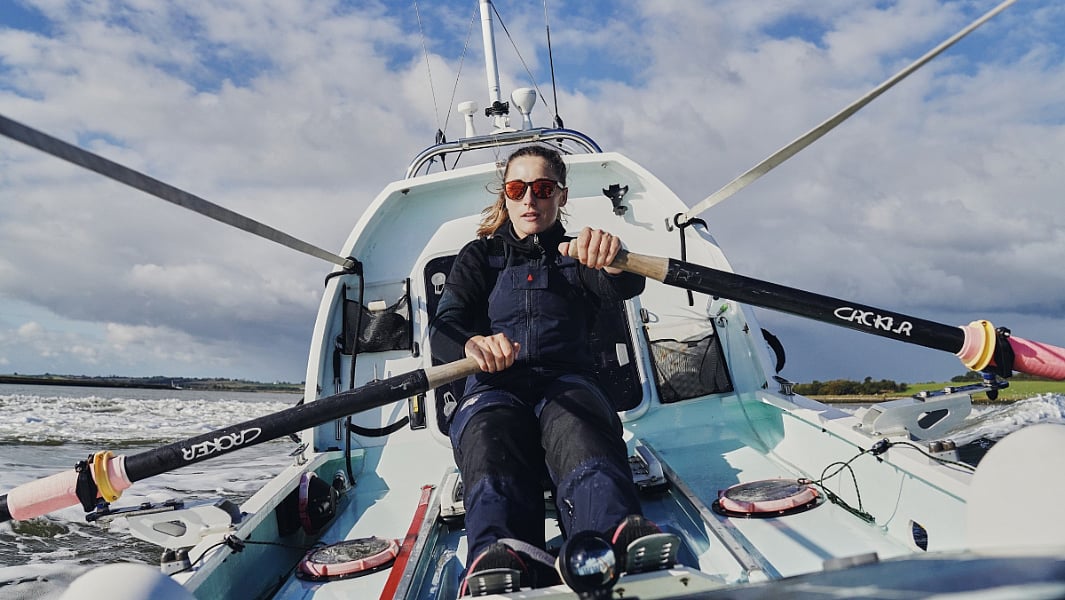 அண்டார்டிகா : தெற்கு துருவக் கடலில் ஒரே ஒரு பயணம் - 10 கின்னஸ் சாதனைகள் படைத்த பெண்