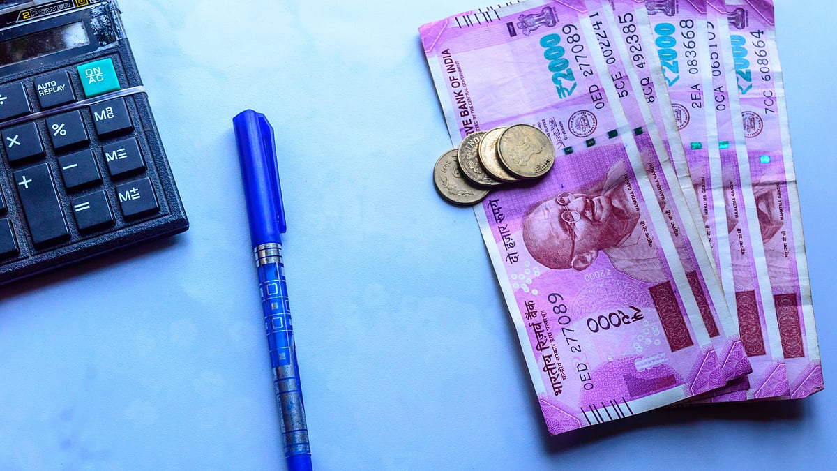 இந்திய பட்ஜெட் 2023 : மத்திய அரசுக்கு பணம் எப்படி வருகிறது? எங்கே செலவழிக்கப்படுகிறது?