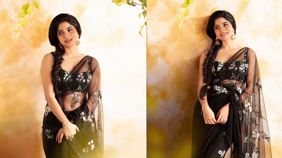 Divya Bharathi : கருப்பு சேலையில் கலக்கும் பேச்சுலர் நடிகை 🖤