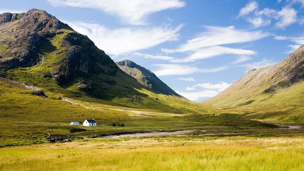 உலகில் இருக்கும் தனிமையான வீடுகள் குறித்து தெரியுமா? இந்தியாவில் எங்கே இருக்கிறது?