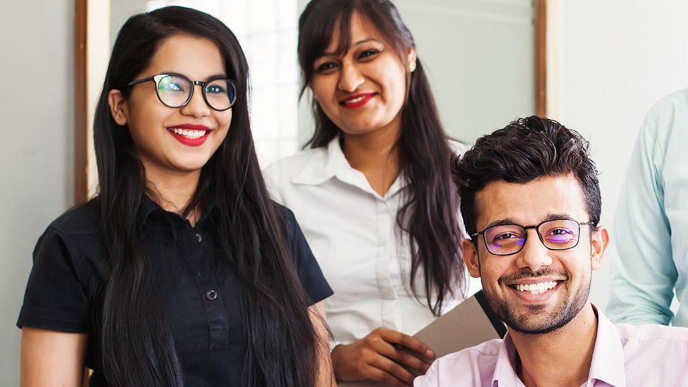 இளைஞர்கள் : 20களில் இருக்கிறீர்களா? இந்த 7 விஷயங்களை கற்றுக்கொள்ள மறக்காதீங்க!