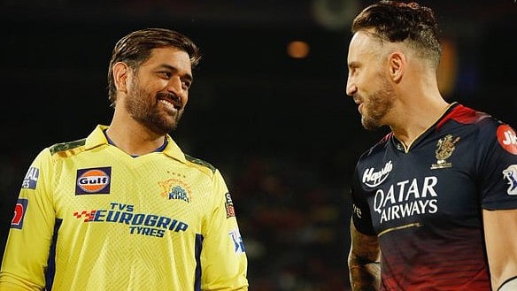 CSK vs RCB: தோனியுடன் மோதும் டு ப்ளெசிஸ்- டாஸ் வென்ற பெங்களூரூ Home Ground-ல் ஜெயிக்குமா?