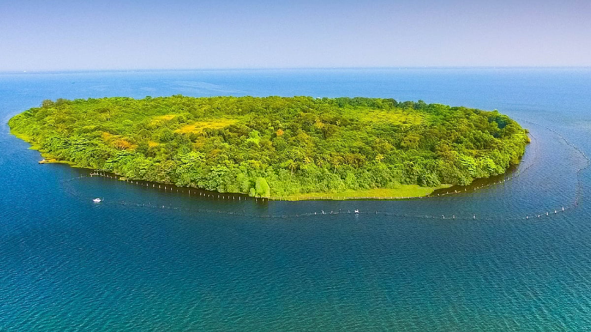 Summer Vacation : இந்த இந்திய தீவை பார்க்க 80 ரூபாய் போதுமா? எங்கே இருக்கிறது?