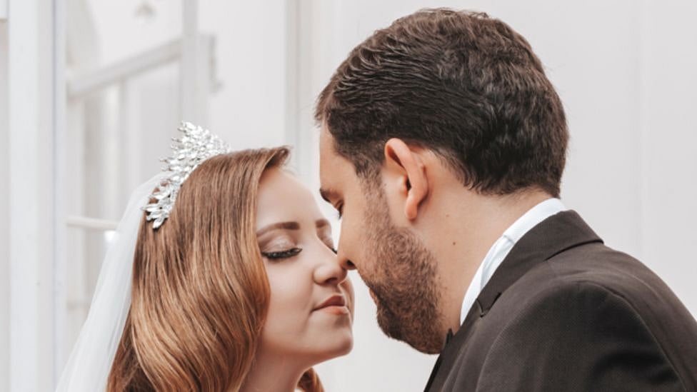 105 பெண்களை திருமணம் செய்த நபர்: ஒரு விவாகரத்து கூட இல்லை - மோசடி மன்னன் சிக்கியது எப்படி?