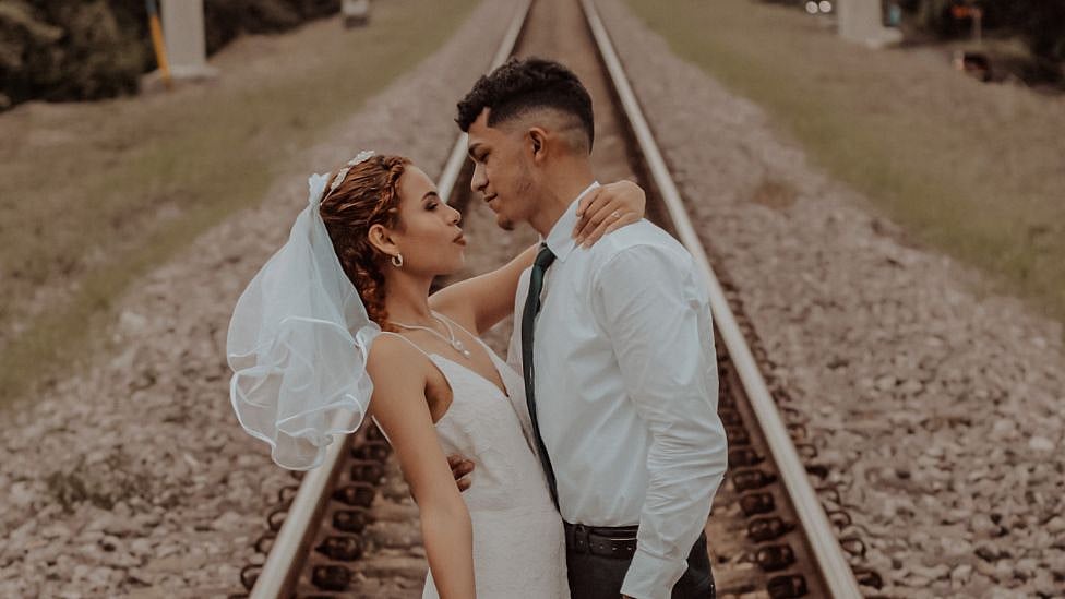 Indian Railways: இனி மதுரை ரயில் நிலையத்தில் Wedding Photoshoot எடுக்கலாம் - கட்டணம் என்ன?