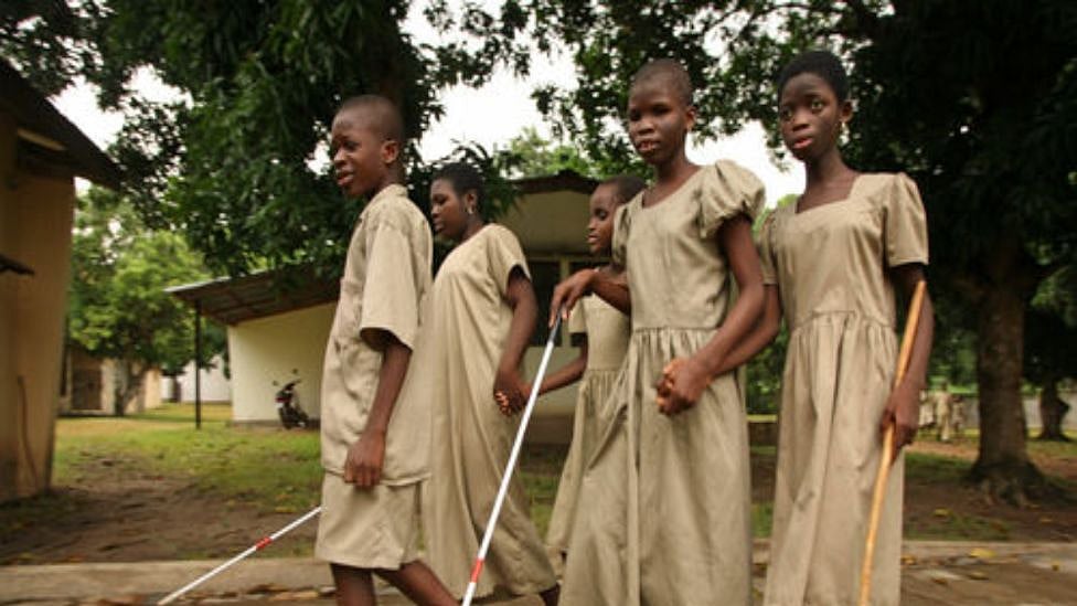 மெக்சிகோ: மனிதர்கள் முதல் விலங்குகள் வரை - பார்வையில்லை இருளில் மூழ்கிய கிராமம்!