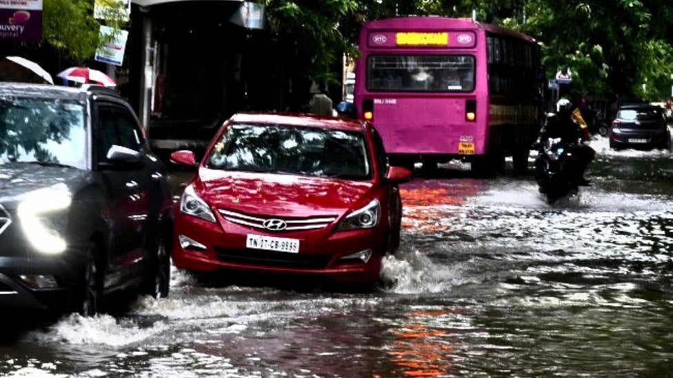 சென்னை: ஜூன் மாதத்திலேயே வெளுத்து வாங்கும் மழை - வழக்கத்திற்கு மாறான வானிலைக்கு காரணமென்ன?