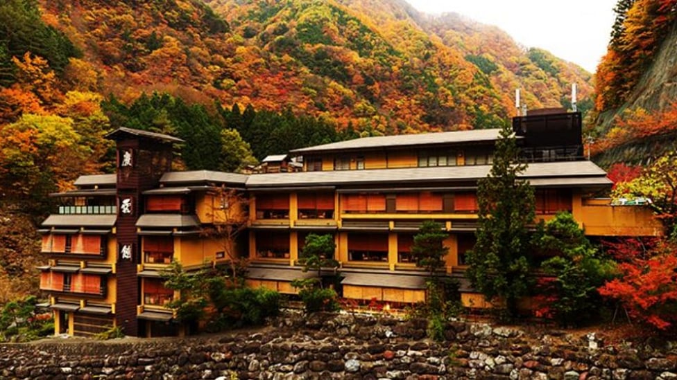 ஜப்பான் : உலகின் பழமையான ஓட்டல் இது தான்! எப்போது கட்டப்பட்டது?