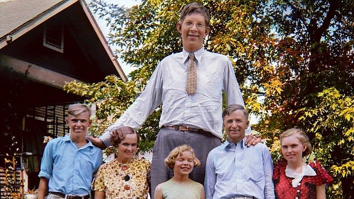 உலக வரலாற்றில் உயரமான மனிதர்: ராபர்ட் வாட்லோவுக்கு என்ன நடந்தது?