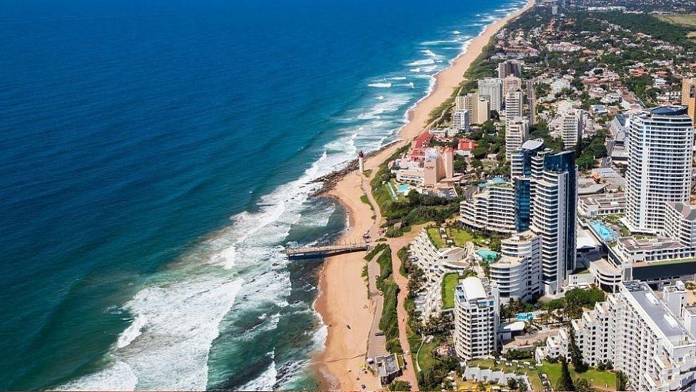 Durban: தென் ஆப்பிரிக்காவில் ஒளிந்திருக்கும் இந்த நகரம் Little India -வாக மாறியது எப்படி?