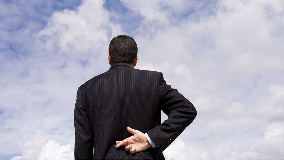 எந்த மாதிரியான தருணங்களில் எல்லாம் பொய் சொல்லலாம்?