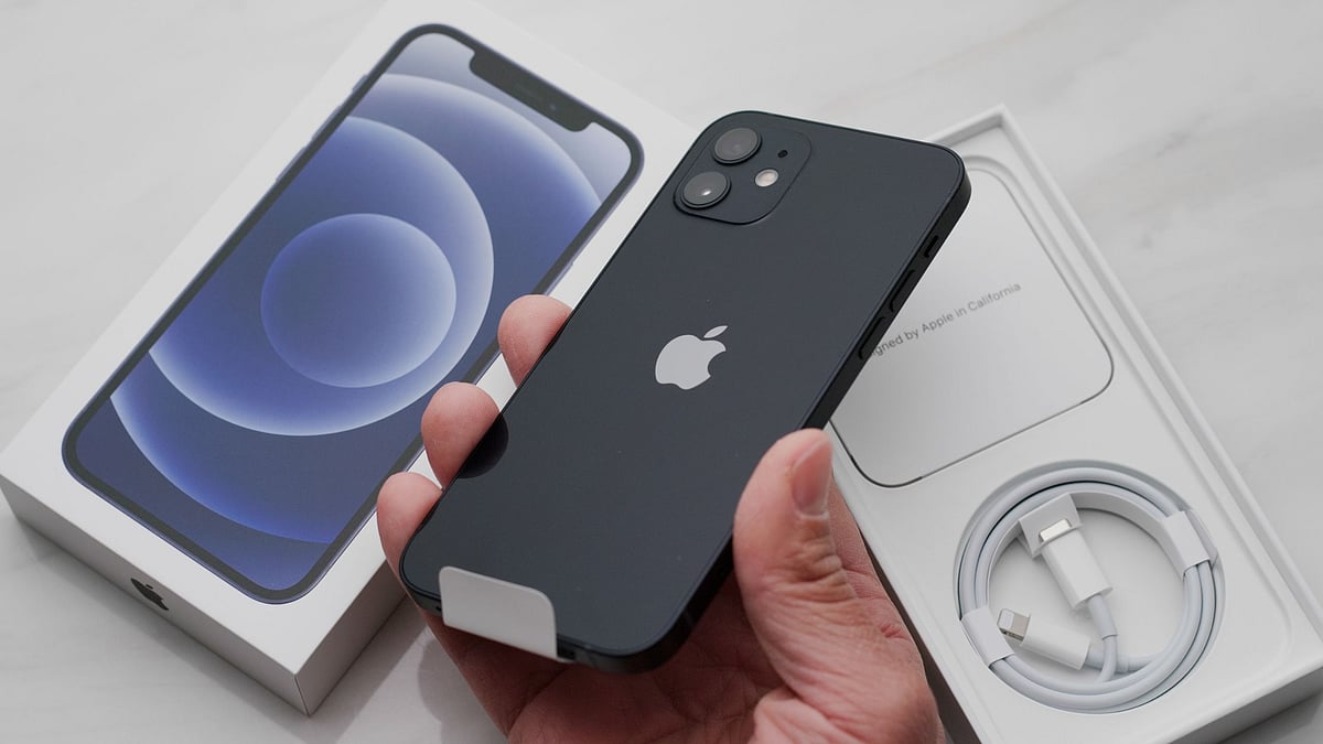 Apple : இவர்களுக்கு மட்டும்  iPhone பயன்படுத்த தடைவிதிக்கும் நாடுகள் - என்ன காரணம்?