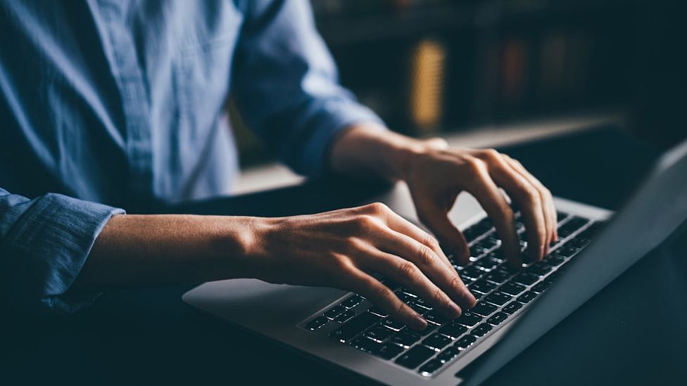 இந்தியர்கள் சுகமாக வேலை பார்க்க நினைக்கிறார்களா? ஆய்வு சொல்லும் காரணம் என்ன?