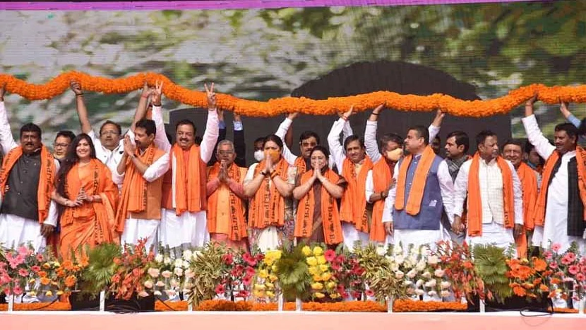 ডুমুরজলার সভায় ভুল জাতীয় সঙ্গীত, বিজেপিকে ট্যুইট আক্রমণ অভিষেকের
