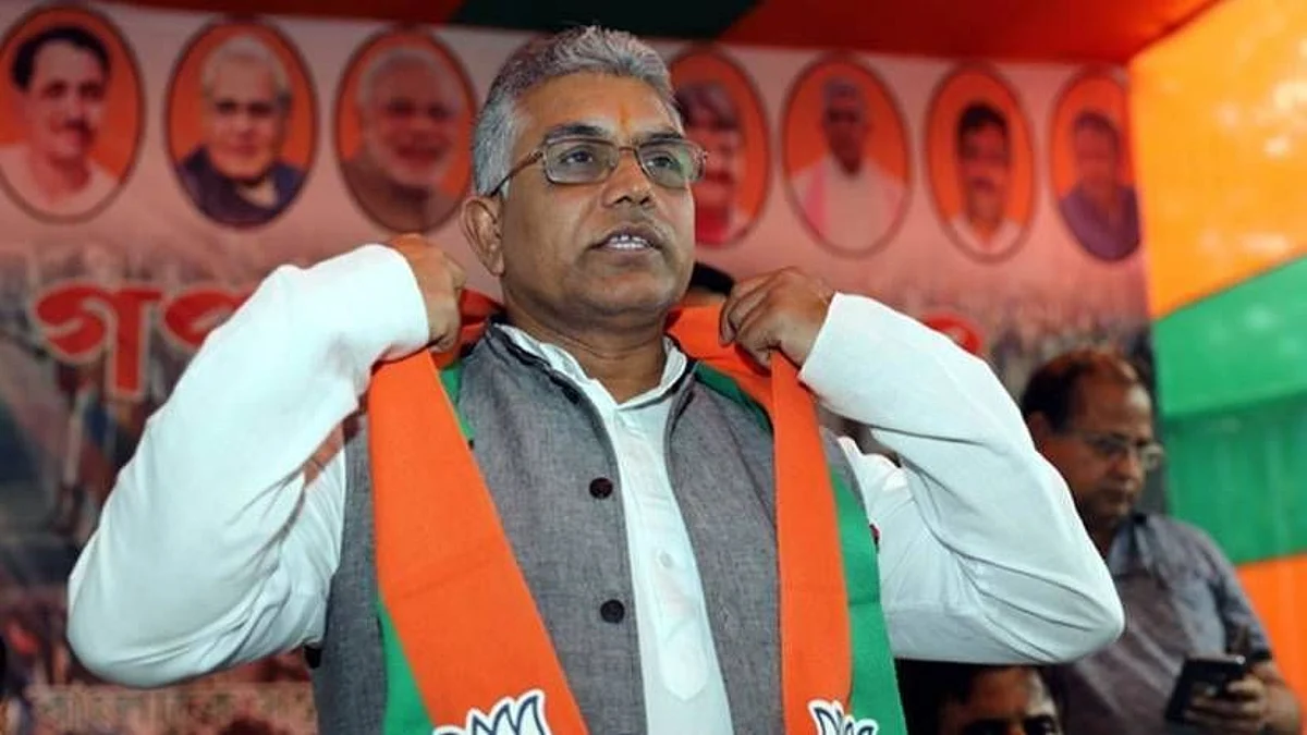 লক্ষ্মীর ভান্ডার প্রকল্পের উপভোক্তাদের 'ভিখারি'র সাথে তুলনা, দিলীপ ঘোষের বিরুদ্ধে FIR দায়ের