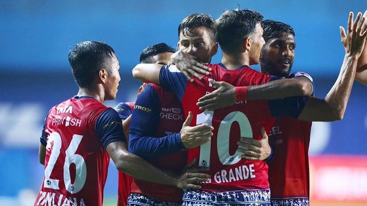 ISL: নিয়মরক্ষার ম্যাচে ব্যাঙ্গালুরু এফসি-কে ৩-২ ব্যবধানে হারালো জামশেদপুর