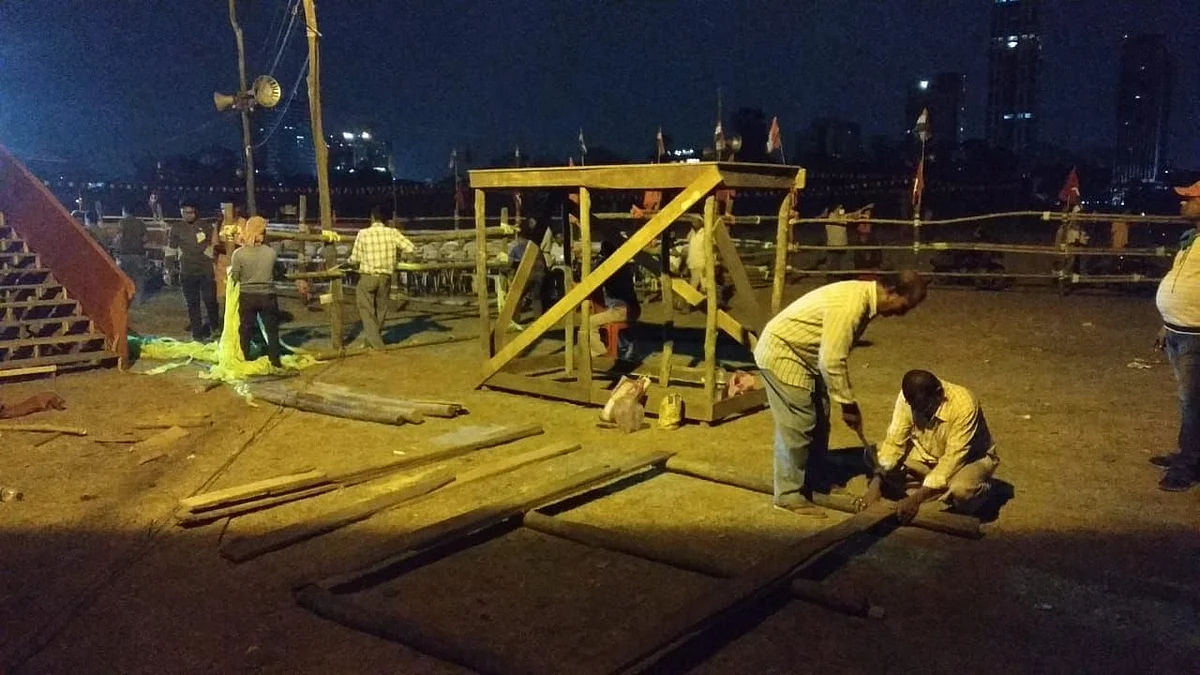 এখনও চলছে কাজ