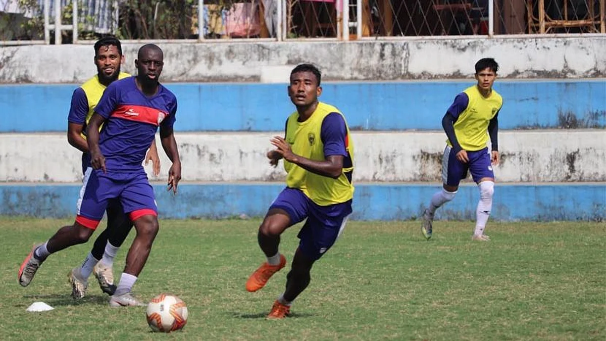 ISL: মঙ্গলবার এসসি ইস্টবেঙ্গলের বিরুদ্ধে জিতে প্লে অফের আশা জিইয়ে রাখতে চায় নর্থ ইষ্ট ইউনাইটেড