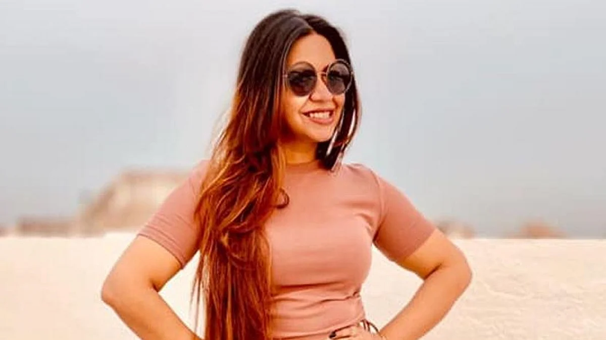 'ফিরহাদের মেয়েকে ইডির নোটিশ!' 'ভিত্তিহীন ও ভুয়ো খবর' বলে সোশ্যাল মিডিয়ায় জানালেন প্রিয়দর্শিনী হাকিম