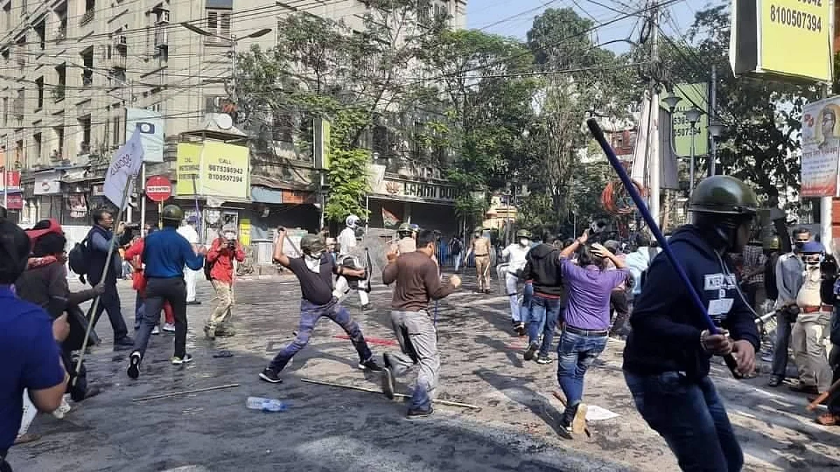 আগামীকাল রাজ্যে ১২ ঘণ্টা ধর্মঘটের ডাক বাম-কংগ্রেসের