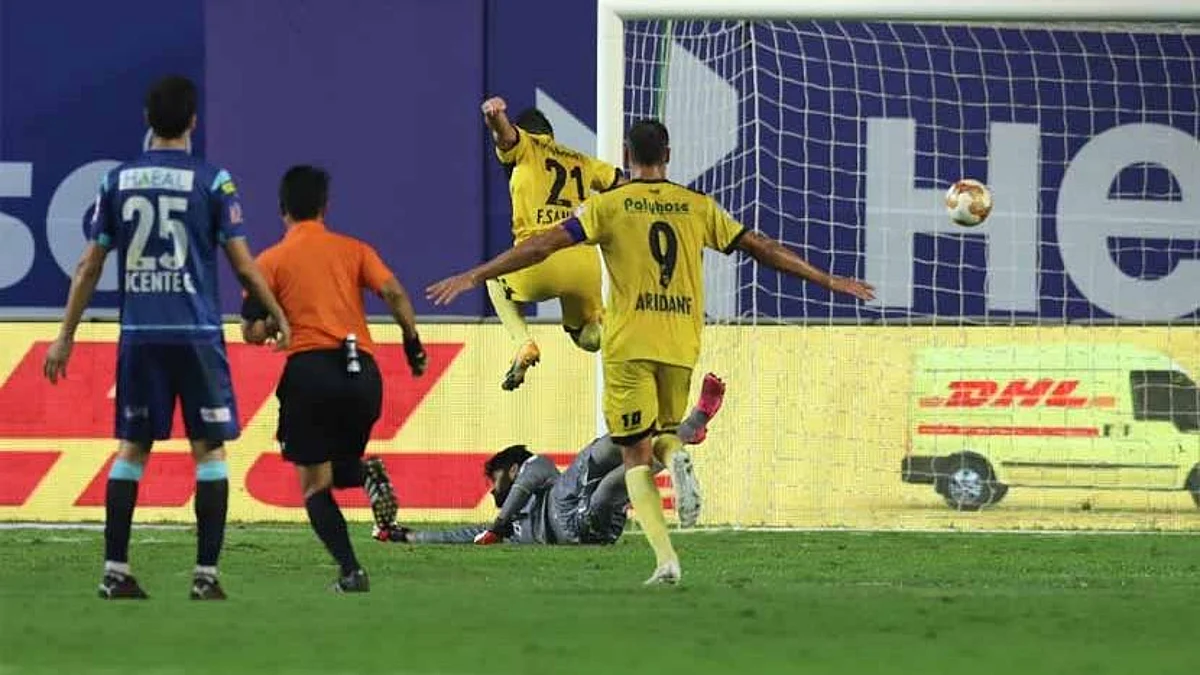 ISL: হায়দারাবাদ এফসি-র কাছে ধরাশায়ী কেরালা ব্লাস্টার্স