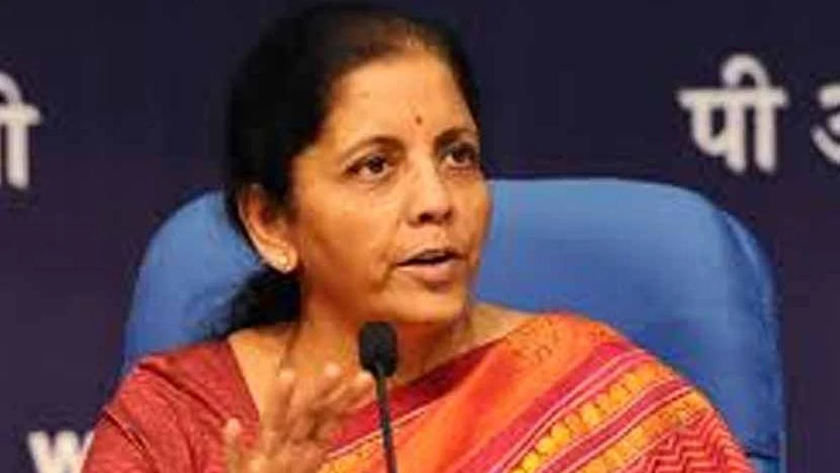চারটি মাঝারি আকারের রাষ্ট্রায়ত্ত ব্যাংককে বেসরকারীকরণের উদ্যোগ কেন্দ্রীয় সরকারের - রিপোর্ট
