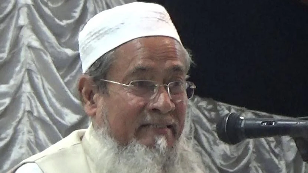 ‘বামফ্রন্টের সময়েও ত্রাণ নিয়ে গিয়েছি, কখনও এমন হয়নি’ - ত্রাণ লুটের ঘটনায় ক্ষুব্ধ সিদ্দিকুল্লা