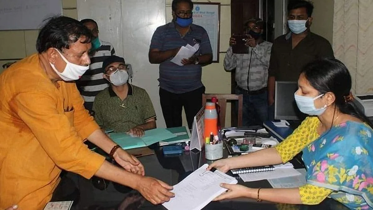 WB Election 21: 'মন্তব্যের অপব্যাখ্যা' - শোকজের জবাব দিয়ে মনোনয়ন জমা সুশান্ত ঘোষের
