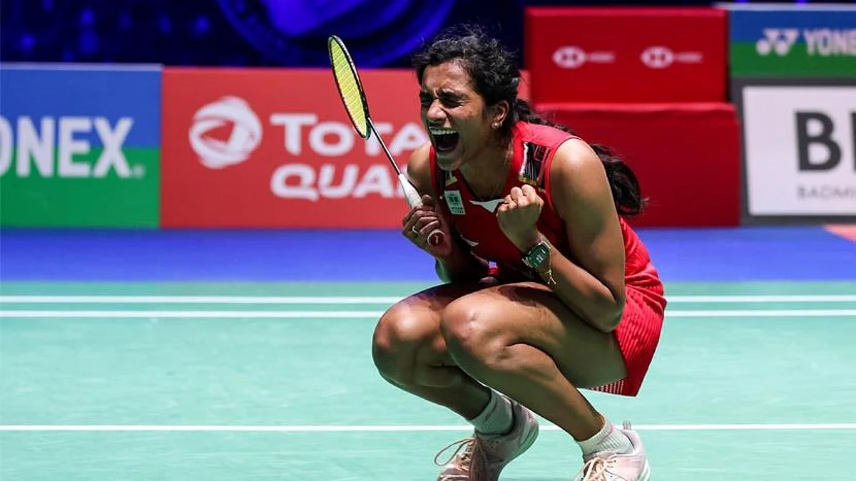 Badminton: অল ইংল্যান্ড ওপেন ব্যাডমিন্টনের সেমিফাইনালে পি ভি সিন্ধু