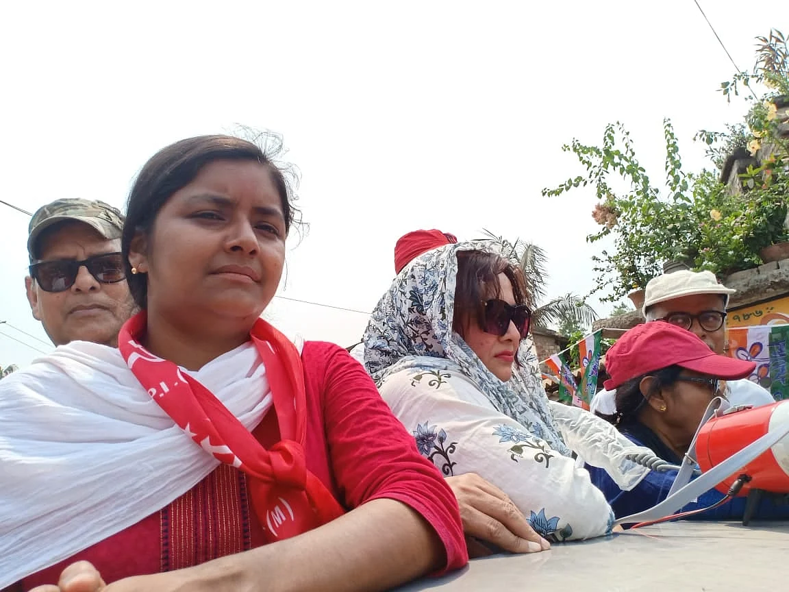 নন্দীগ্রামে বাম প্রার্থীর প্রচারে শ্রীলেখা মিত্র
