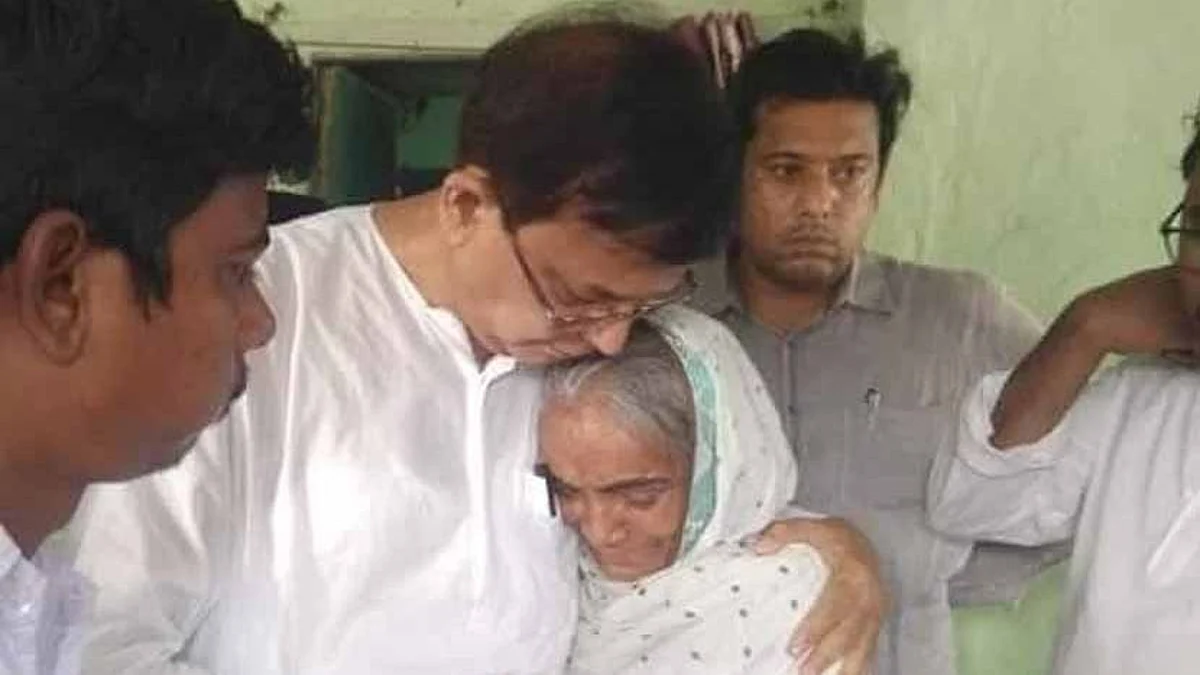 মইদুলের মায়ের শপথ রাজ্যের কোটি কোটি কন্ঠে প্রতিধ্বনিত করবো - কোতুলপুরে স্মরণসভায় মহম্মদ সেলিম
