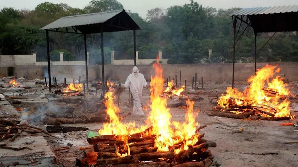 COVID-19: ২৪ ঘন্টায় সংক্রমণের নতুন রেকর্ড দেশে, দৈনিক মৃত্যু ৩ হাজারের পথে