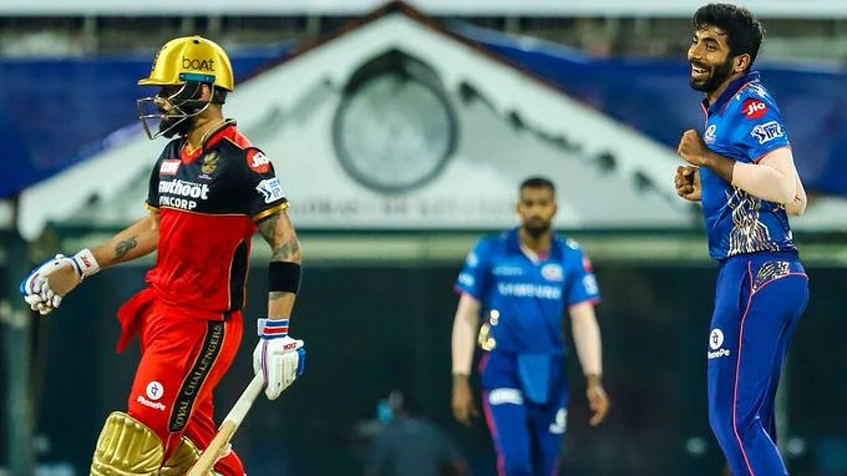 IPL: রোমহর্ষক ম্যাচে মুম্বাই ইন্ডিয়ান্সকে ২ উইকেটে হারালো আরসিবি