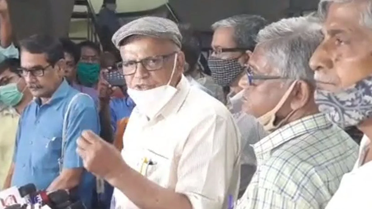 অশান্তি ঠেকাতে আন্তরিক নয় - কমিশনের নিস্ক্রিয়তা নিয়ে সরব বাম কংগ্রেস, অভিযোগ মীনাক্ষী মুখার্জিরও
