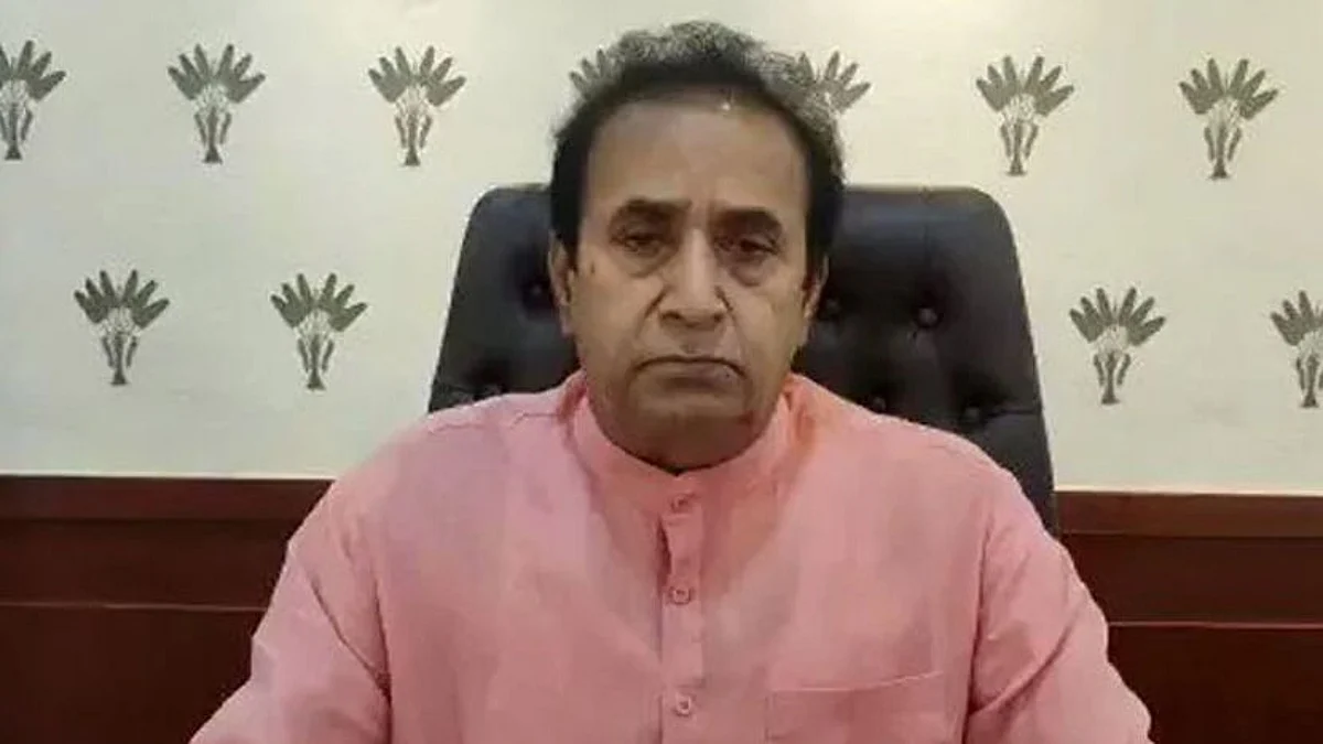 মহারাষ্ট্র কান্ড - ইস্তফা দিলেন স্বরাষ্ট্রমন্ত্রী অনিল দেশমুখ