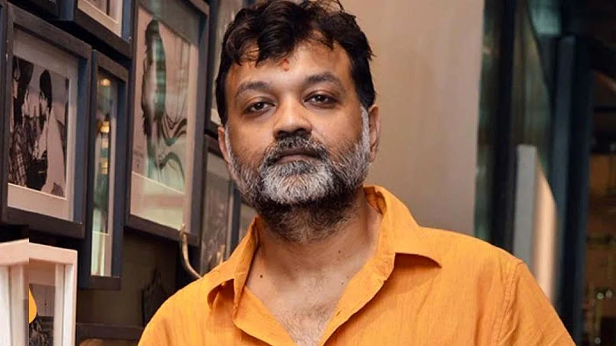 সৃজিত মুখার্জির বাবার মৃত্যু নিয়ে ভুয়ো খবর - সোশ্যাল মিডিয়ায় প্রতিবাদ পরিচালকের