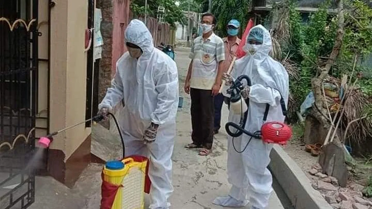 Red Volunteers-দের দ্রুত টিকাকরণের ব্যবস্থা করুক প্রশাসন - দাবি SFI-DYFI-এর
