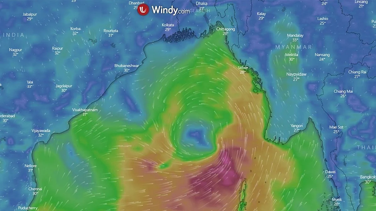 Cyclone Yaas: কাল থেকেই শক্তি সঞ্চয়, বুধবার সন্ধ্যেয় আছড়ে পড়তে পারে 'যশ'