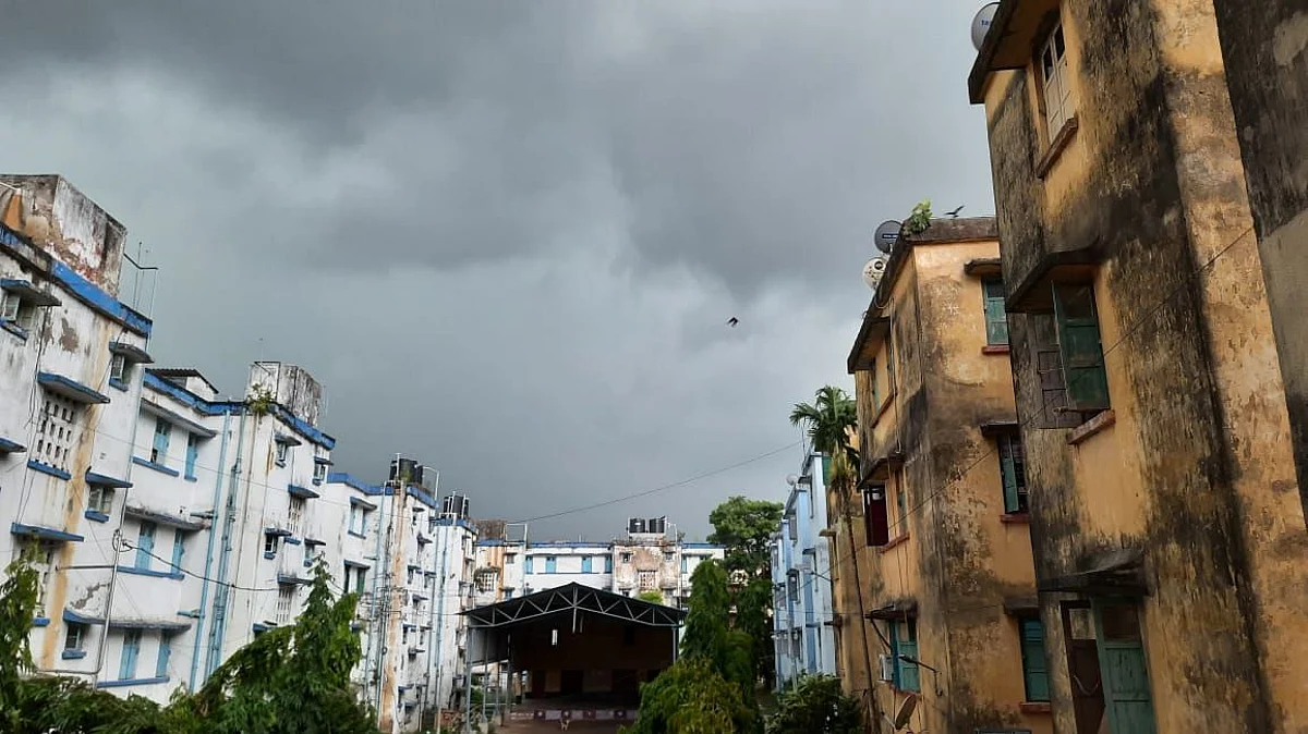West Bengal: বজ্রবিদ্যুৎ সহ প্রবল ঝড় বৃষ্টির সম্ভাবনা - সতর্কবার্তা আবহাওয়া দপ্তরের