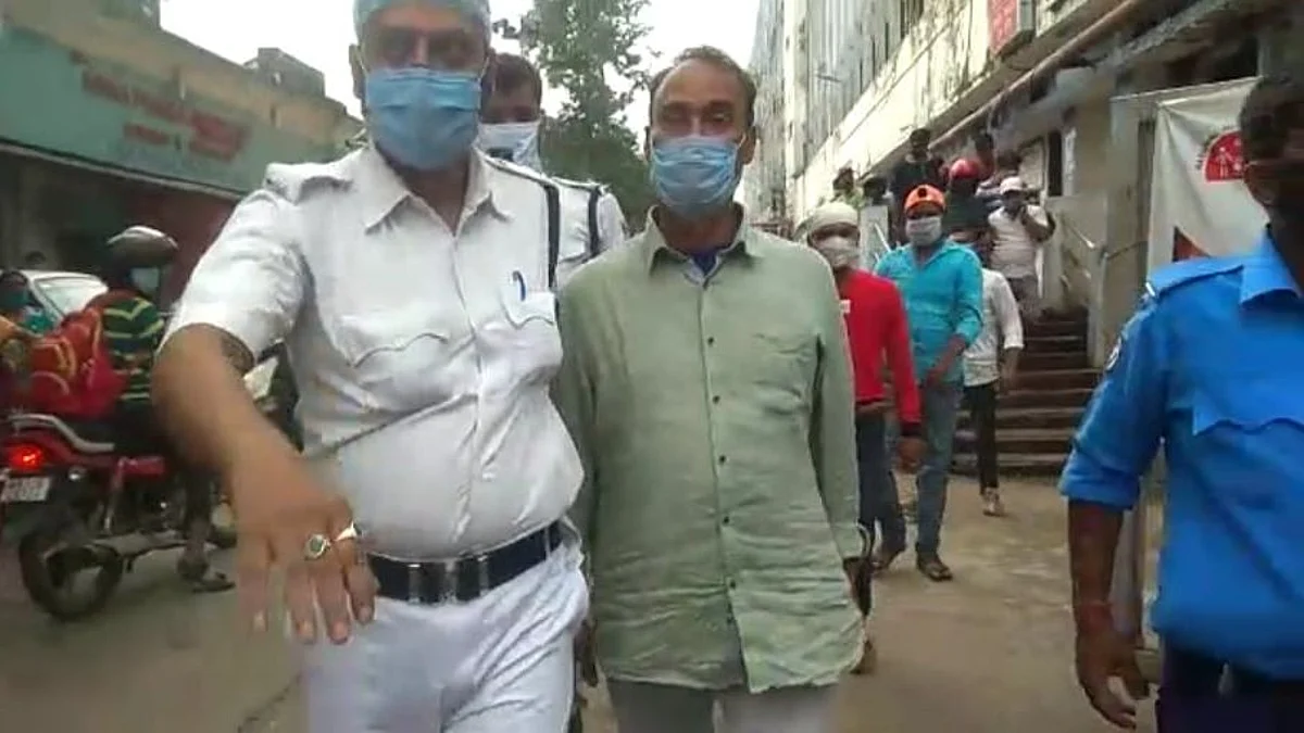 একাধিক দুর্নীতির অভিযোগ, গ্রেপ্তার রাজীব বন্দ্যোপাধ্যায় ঘনিষ্ঠ প্রাক্তন তৃণমূল নেতা
