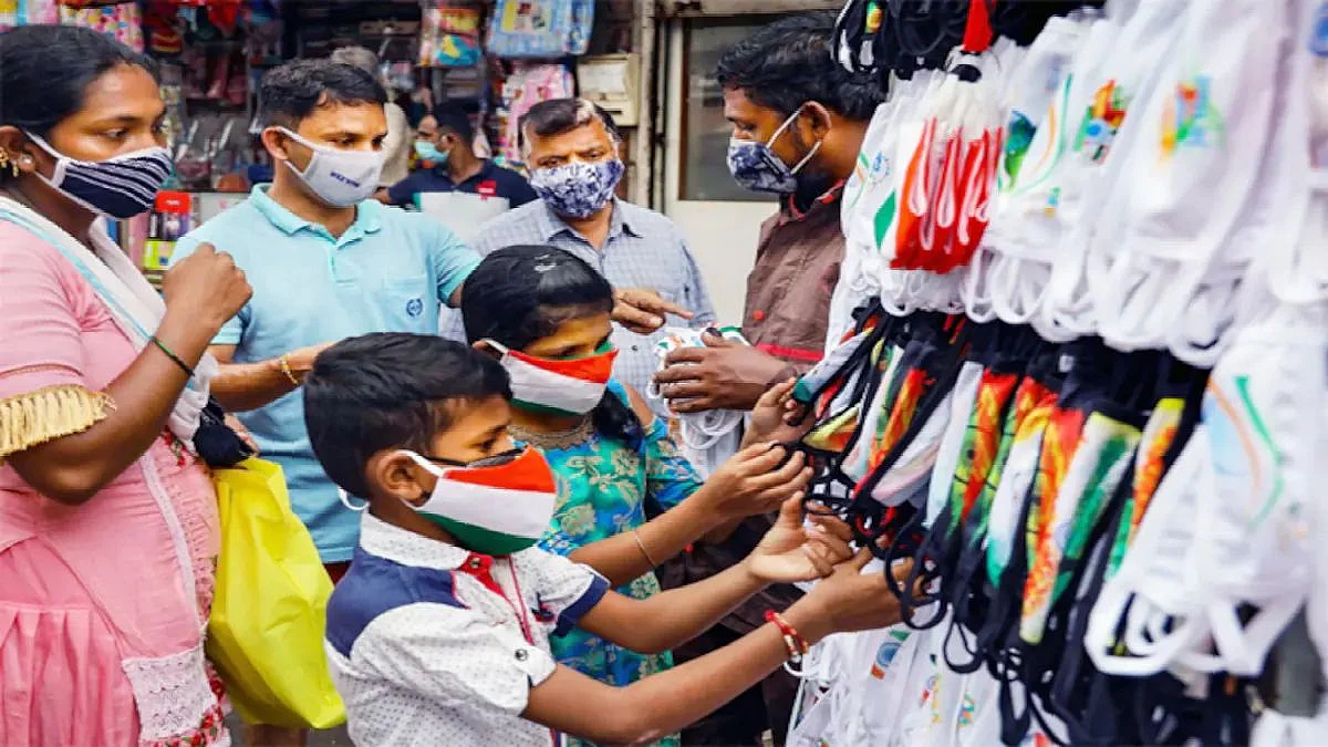 COVID-19: বাড়লো দৈনিক সংক্রমণ ও অ্যাক্টিভ কেস, দেশে ২৪ ঘন্টায় মৃত ৮১৭
